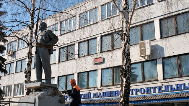 У Білорусі демонтували пам'ятник Леніну 
