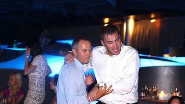 Окружение Януковича-младшего игнорирует его смерть Окружение Януковича-младшего игнорирует его смерть