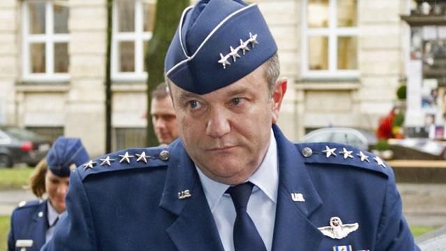 У НАТО закликають Захід вступити в інформаційну війну з Росією У НАТО закликають Захід вступити в інформаційну війну з Росією