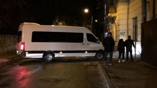 Коломойский приехал под "Укрнафту", — Найем Коломойский приехал под "Укрнафту", — Найем