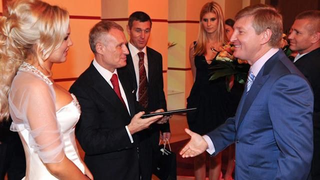 Суркіс виступає за реприватизацію "Дніпроенерго" Ахметова Суркіс виступає за реприватизацію "Дніпроенерго" Ахметова