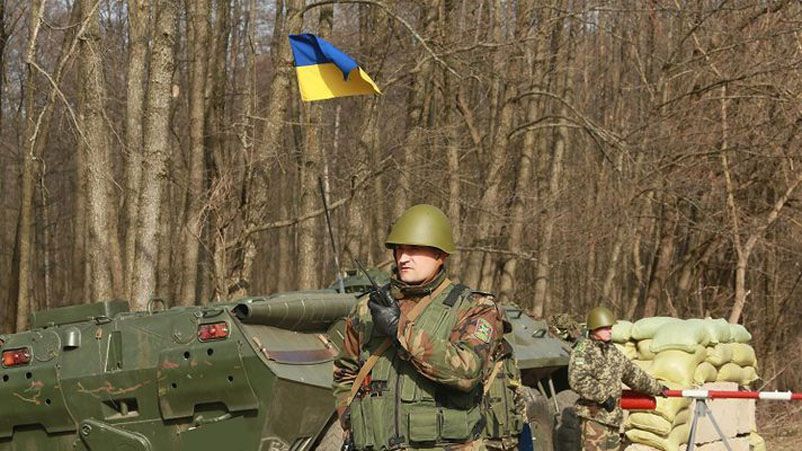 Украинские пограничники попали под минометный обстрел боевиков