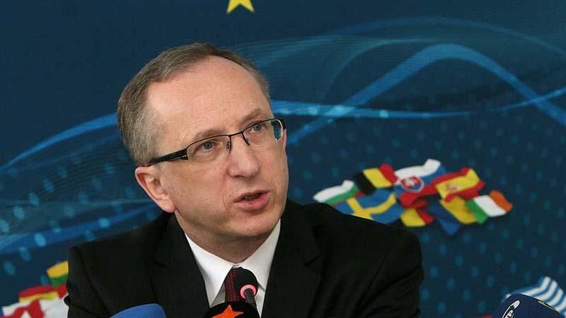 Україна не отримає безвізовий режим із ЄС на Ризькому саміті, — Томбінський