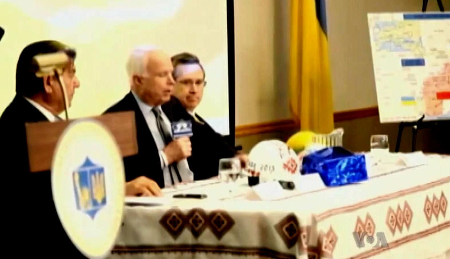 Мы покажем Путину, что поддерживаем европейскую демократию, — сенатор США Мы покажем Путину, что поддерживаем европейскую демократию, — сенатор США