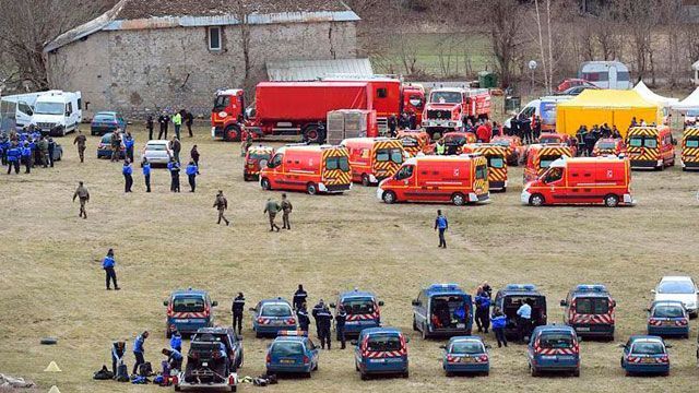 Родственники погибших в катастрофе А320 съезжаются в Дюссельдорф