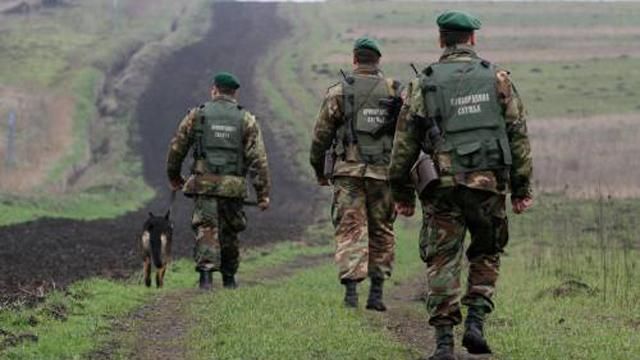 Порошенко пропонує збільшити кількість прикордонників Порошенко пропонує збільшити кількість прикордонників