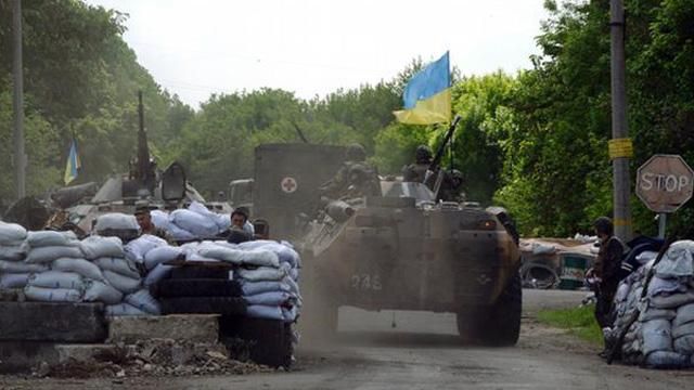 Вночі бойовики вели обстріли з "відведених" мінометів, з повітря слідкують за Маріуполем