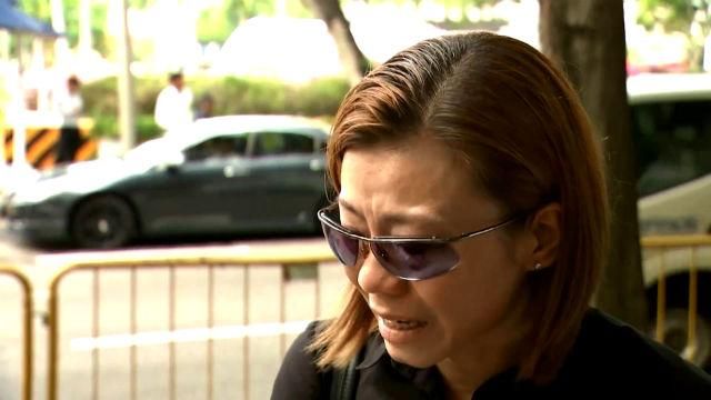 Десятки тысяч сингапурцев прощаются с первым премьер-министром Десятки тысяч сингапурцев прощаются с первым премьер-министром