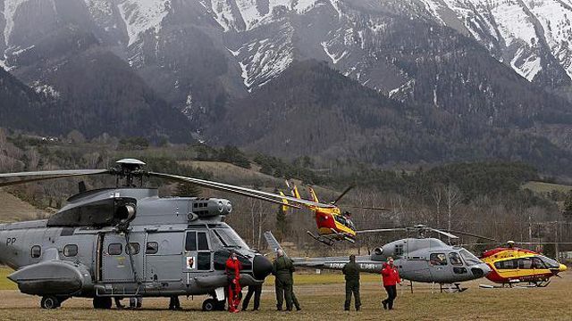 "Чорна скринька" лайнера A320 пошкоджена, — МВС Франції "Чорна скринька" лайнера A320 пошкоджена, — МВС Франції