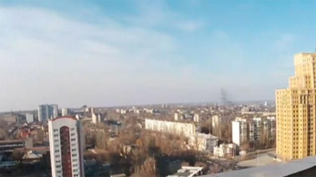 Над Донецьком нависла хмара диму