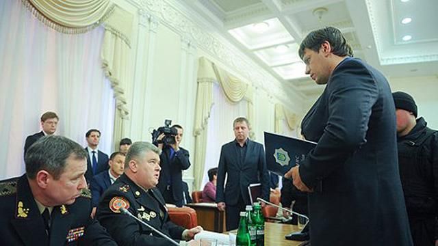 Люди требуют продолжения банкета, — политолог об аресте Бочковского