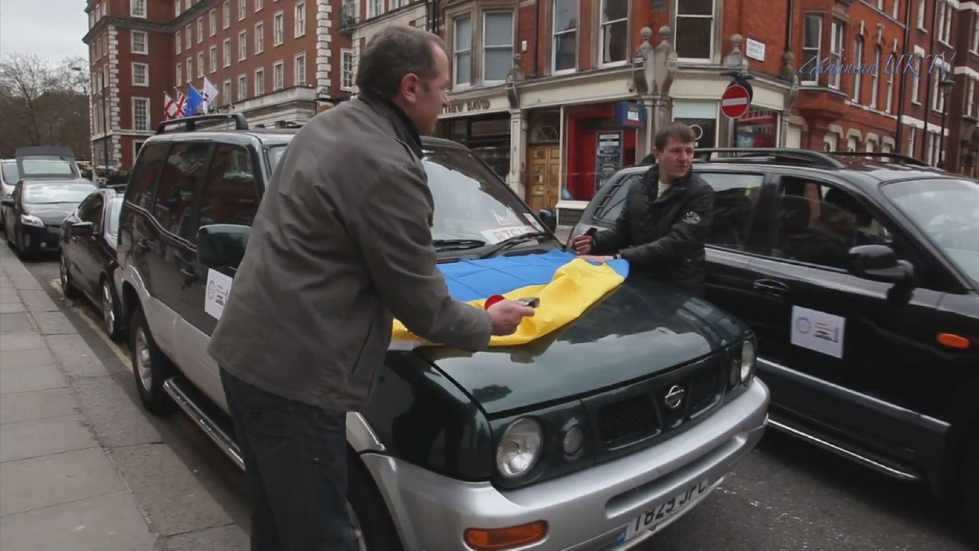 Лондон подарил Украине внедорожники для АТО