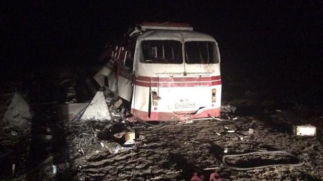 8 пасажирів автобуса, який підірвався поблизу Горлівки, перебувають у важкому стані, — МВС 8 пасажирів автобуса, який підірвався поблизу Горлівки, перебувають у важкому стані, — МВС