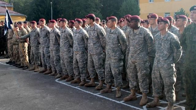 Спільні американо-українські навчання — інтеграція в найбільшу оборонну структуру, — Порошенко Спільні американо-українські навчання — інтеграція в найбільшу оборонну структуру, — Порошенко