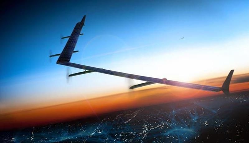 Цукерберг показав безпілотник, який надасть доступ до Інтернету з неба Цукерберг показав безпілотник, який надасть доступ до Інтернету з неба