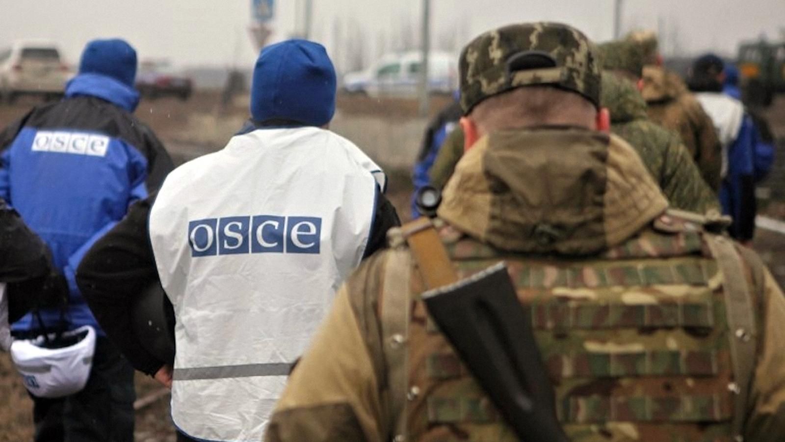 Боевики угрожали расстрелять наблюдателей ОБСЕ Боевики угрожали расстрелять наблюдателей ОБСЕ