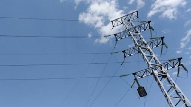 Більше півтори сотні населених пунктів в Україні залишились без світла, — ДСНС Більше півтори сотні населених пунктів в Україні залишились без світла, — ДСНС