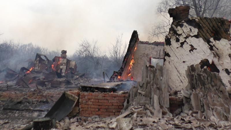 У селі на Чернігівщині згоріло понад 20 будівель через займання сухої трави