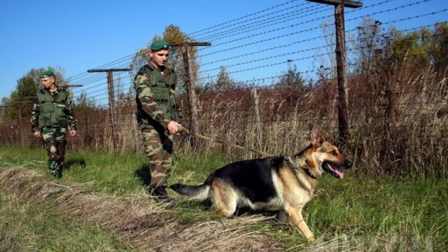 Терористи продовжують обстрілювати українських прикордонників