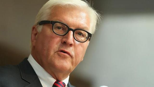 Штайнмаєр каже, що на Донбасі пора припиняти стріляти Штайнмаєр каже, що на Донбасі пора припиняти стріляти