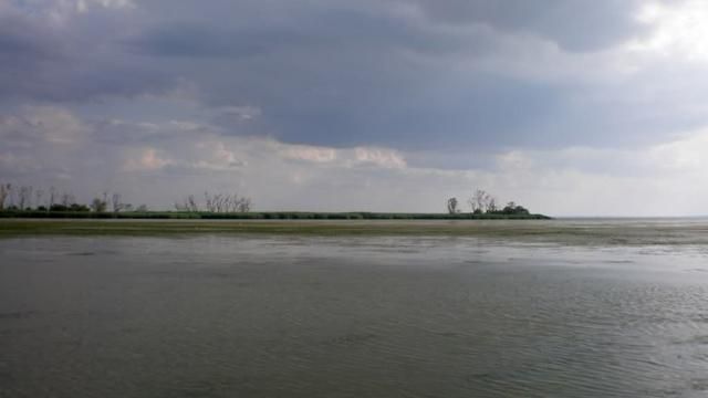 Рятувальники оголосили штормове попередження Рятувальники оголосили штормове попередження