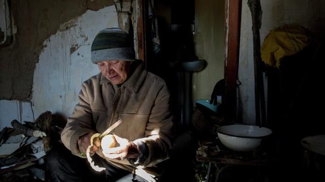 "ЛНР" добу сидить без світла і мобільного зв’язку "ЛНР" добу сидить без світла і мобільного зв’язку