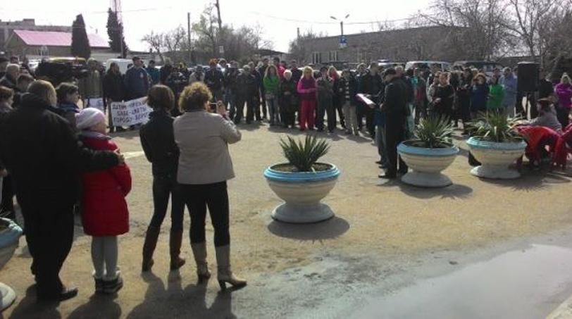 В Севастополе протестовали против дорог: Таких уничтоженных еще никогда не было