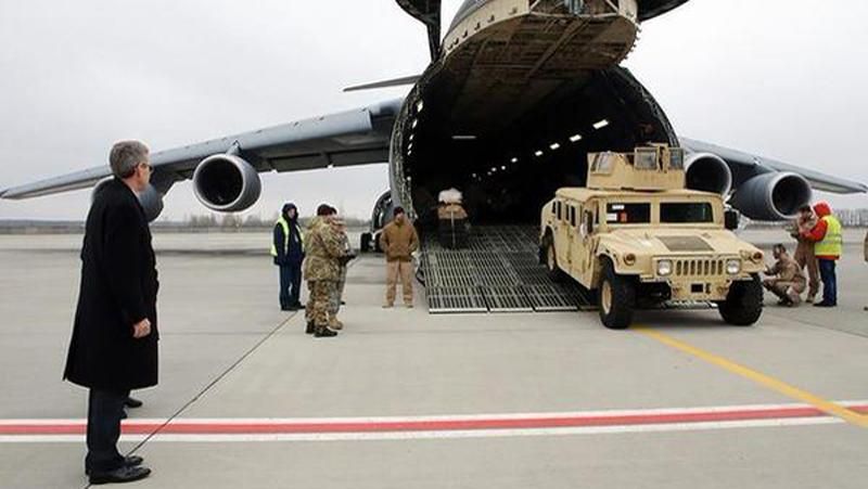 В Украину доставлена очередная партия бронированных HMMWV из США В Украину доставлена очередная партия бронированных HMMWV из США