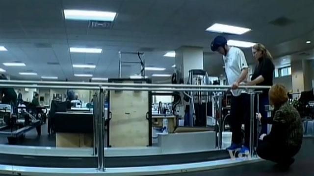 У США медики допомагають українським військовим стати на ноги У США медики допомагають українським військовим стати на ноги