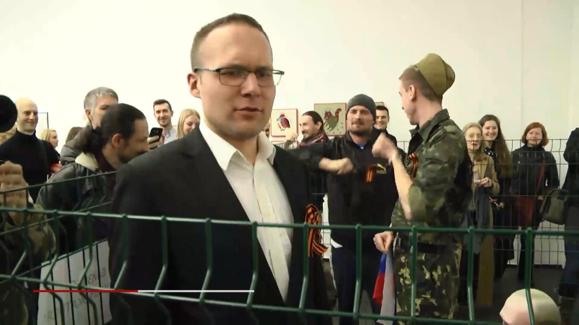 В Киеве сравнивали "ватников" и "бандериков" В Киеве сравнивали "ватников" и "бандериков"