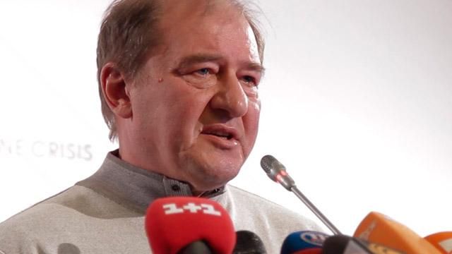 Обыск в доме Умерова завершился Обыск в доме Умерова завершился