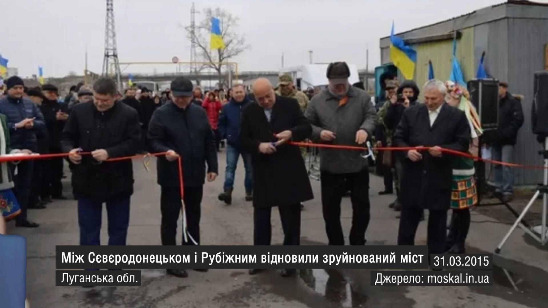 Найактуальніші кадри 31 березня: Кернес на інвалідному візку, черги за хлібом Найактуальніші кадри 31 березня: Кернес на інвалідному візку, черги за хлібом