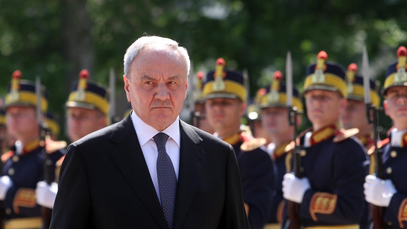 Президент Молдовы тоже не поедет к Путину на 9 мая