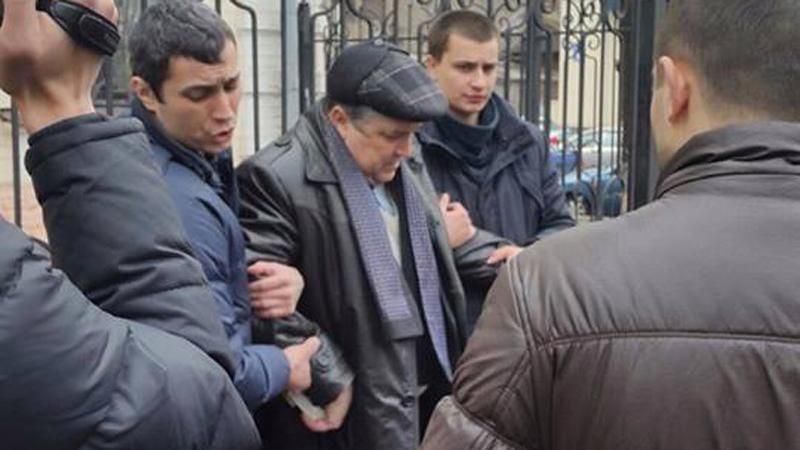 Мера Люботина і трьох депутатів взяли на хабарі в 250 тисяч