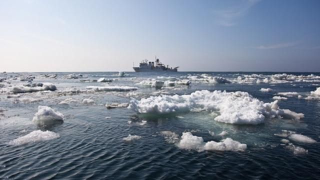 В Охотському морі затонув траулер: понад 50 загиблих, на борту було 4 українців