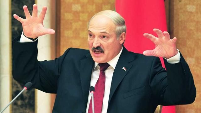 Лукашенко говорит, что в случае чего Беларусь готова защищаться от Путина