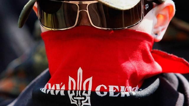 Росія зарахувала "Правий сектор" до терористичних організацій Росія зарахувала "Правий сектор" до терористичних організацій