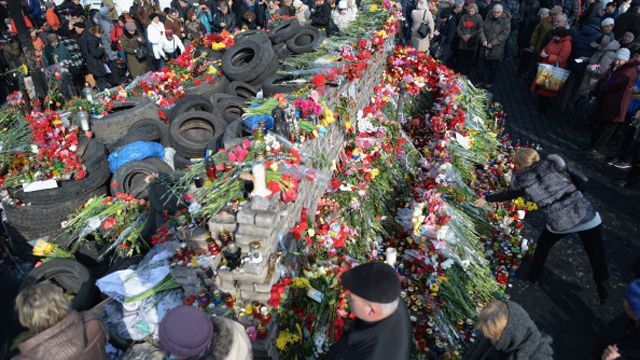 Учебник по истории Украины дополнили пунктом о Евромайдане, Крыме и Донбассе Учебник по истории Украины дополнили пунктом о Евромайдане, Крыме и Донбассе