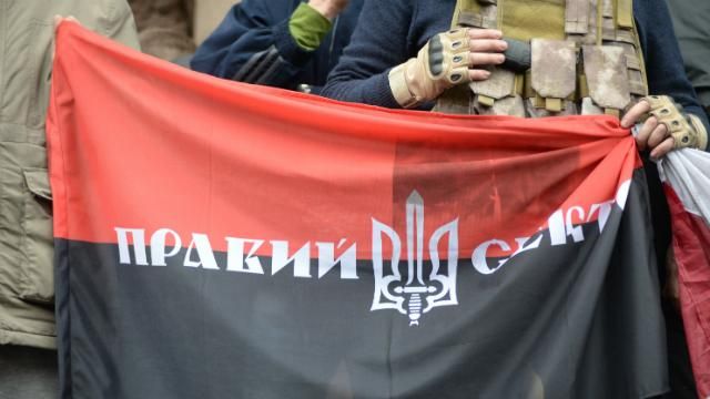 В "Правом секторе" опровергли переход в ряды армии В "Правом секторе" опровергли переход в ряды армии