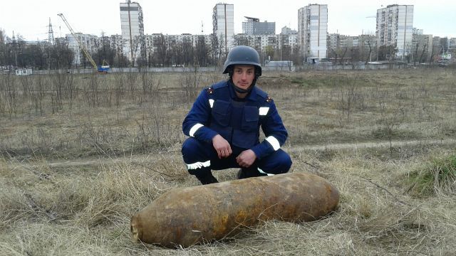 Авіабомбу знайшли у Києві