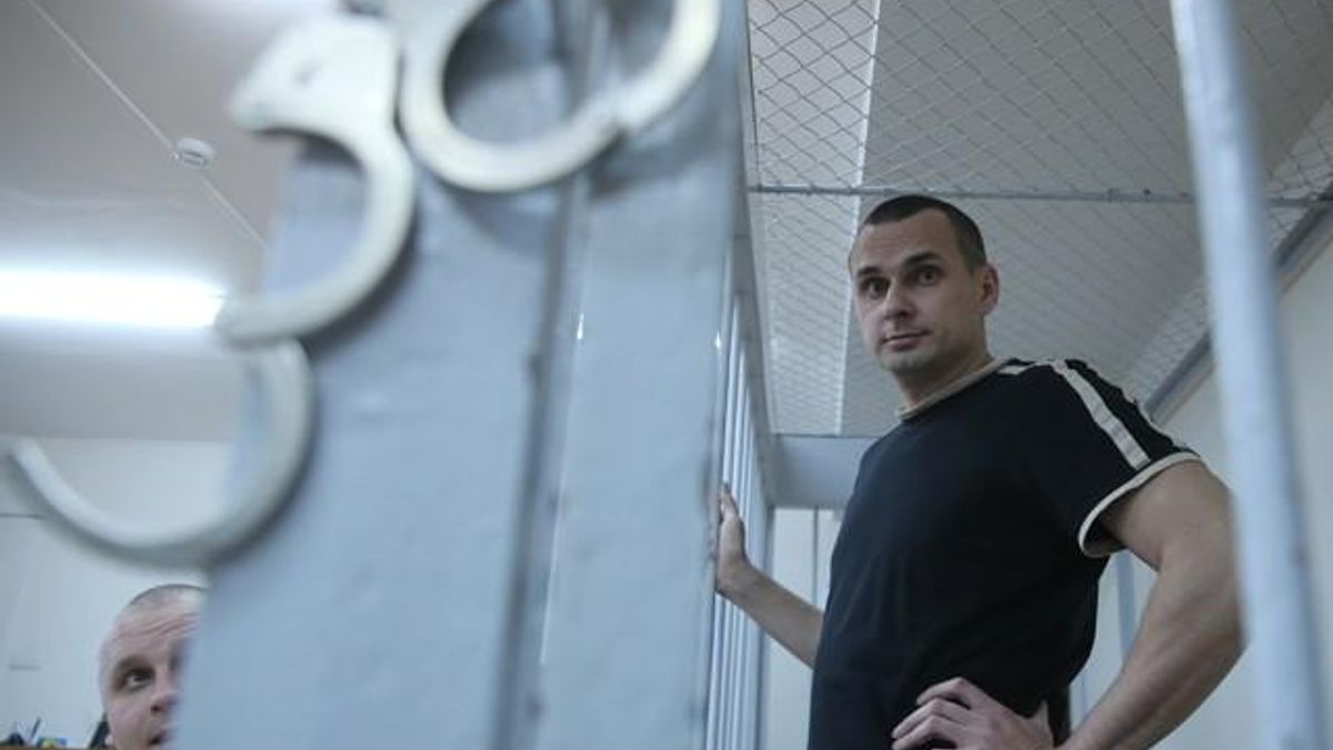 Следствие хочет продлить арест Сенцову, – адвокат Следствие хочет продлить арест Сенцову, – адвокат