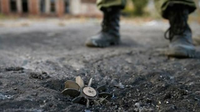 Біля Авдіївки п'ятеро бійців підірвалися на міні: троє загинули Біля Авдіївки п'ятеро бійців підірвалися на міні: троє загинули