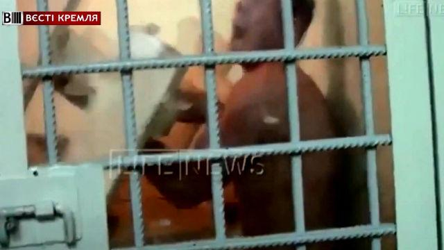 Халк по-русски. Пьяный дебошир голыми руками разгромил полицейский участок