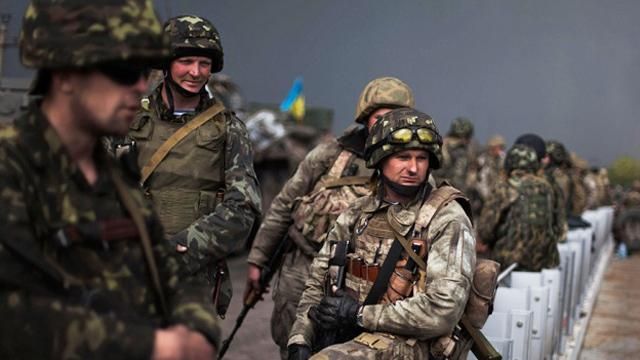 Боевики продолжают провоцировать, наши открывают огонь только в случаях прямой угрозы жизни Боевики продолжают провоцировать, наши открывают огонь только в случаях прямой угрозы жизни