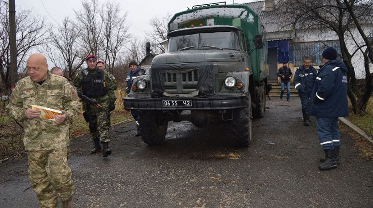 В Троицком Луганской области местные сами разрушили то, что боевики не  успели - 24 Канал