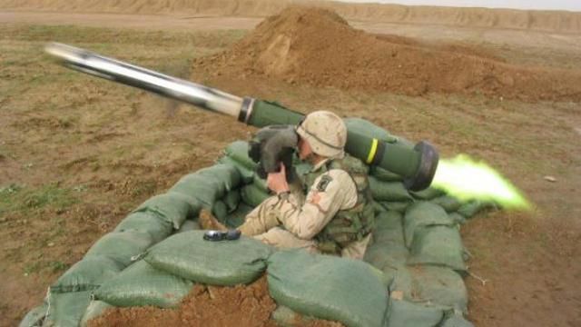 Поставки зброї Україні можуть знизити ймовірність російської атаки, — екс-посол США