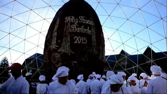 Пасхальный рекорд. В Аргентине создали самое большое шоколадное яйцо