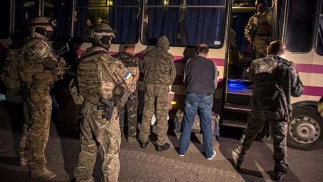 Обмін полоненими призупинено, — Кучма Обмін полоненими призупинено, — Кучма