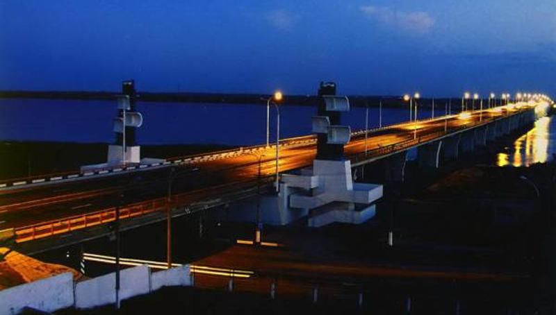 В Херсоне хотели воодрузить флаг "Новороссии" В Херсоне хотели воодрузить флаг "Новороссии"