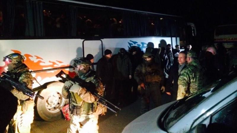 Серед 16 звільнених українців — троє волонтерів Серед 16 звільнених українців — троє волонтерів